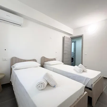 La Divina - Free Parking Tropea - * Parghelia